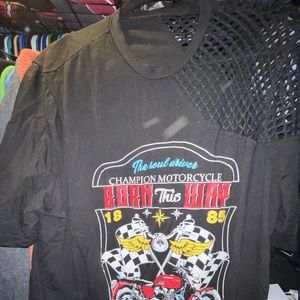 LAST CHANCE - Plus Size mesh shoulder tee